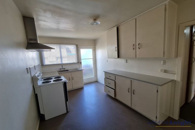 Photo of property in 2/7 Division Street, Riccarton, Christchurch, 8041