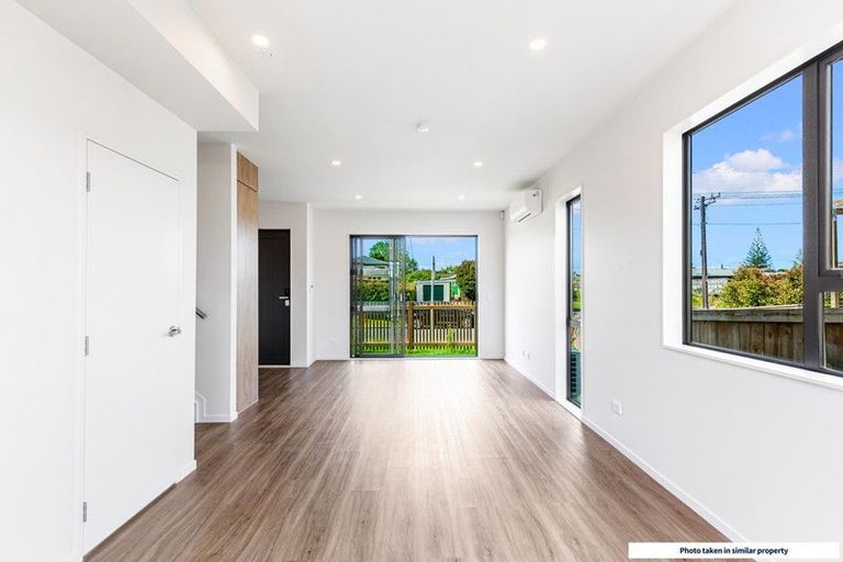 Photo of property in 7/22 Coniston Avenue, Te Atatu South, Auckland, 0610