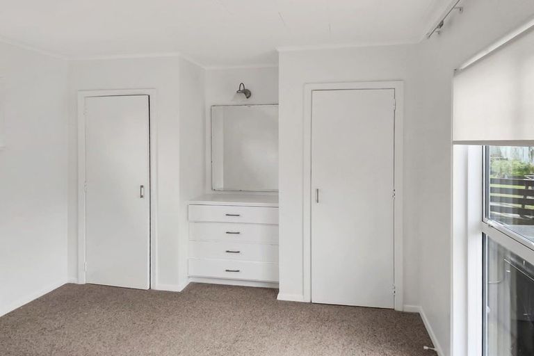 Photo of property in 185 Wainuiomata Road, Wainuiomata, Lower Hutt, 5014