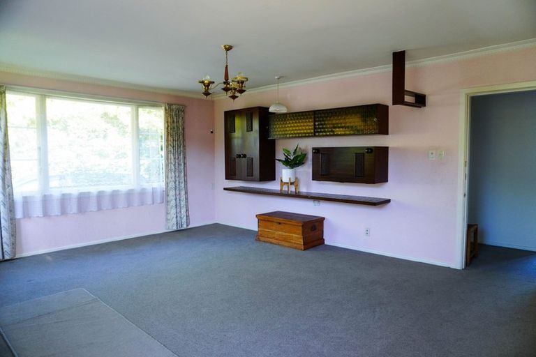 Photo of property in 179 Grimseys Road, Redwood, Christchurch, 8051