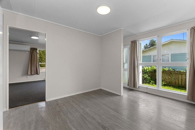 Photo of property in 17 Hodgson Street, Onerahi, Whangarei, 0110