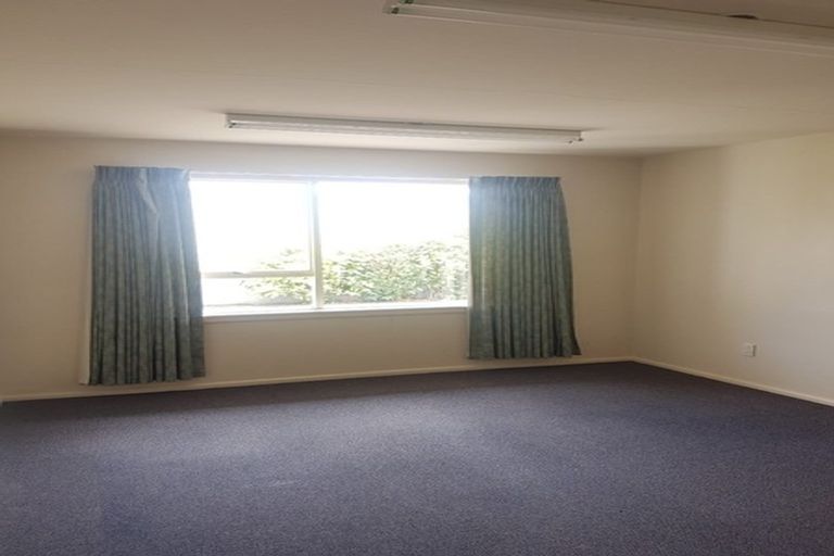 Photo of property in 2/245 Waimairi Road, Ilam, Christchurch, 8041