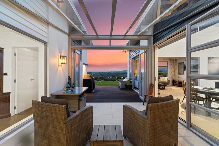 Photo of property in 16 Holyoake Terrace, Omokoroa, 3114