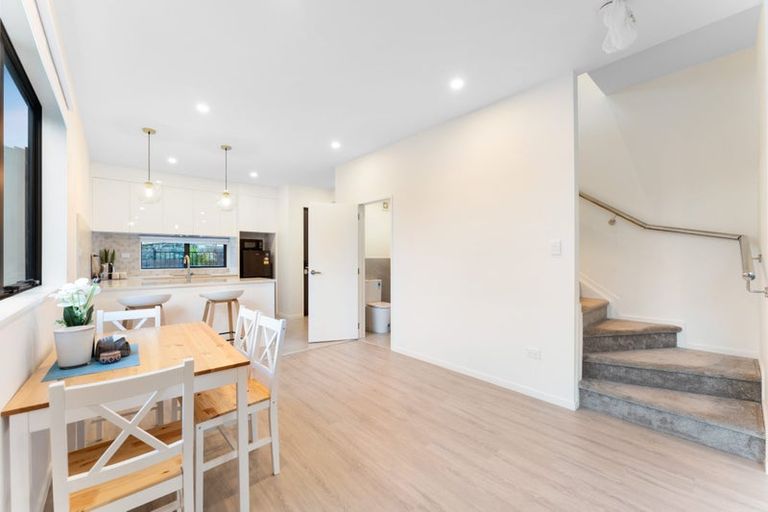 Photo of property in 17b Tabitha Crescent, Henderson, Auckland, 0612