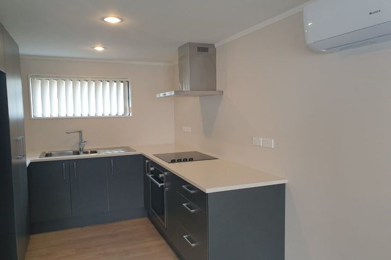 Photo of property in 18 Volante Avenue, Wattle Downs, Auckland, 2103