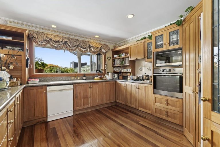 Photo of property in 3 Richmond Street, Fitzroy, New Plymouth, 4312