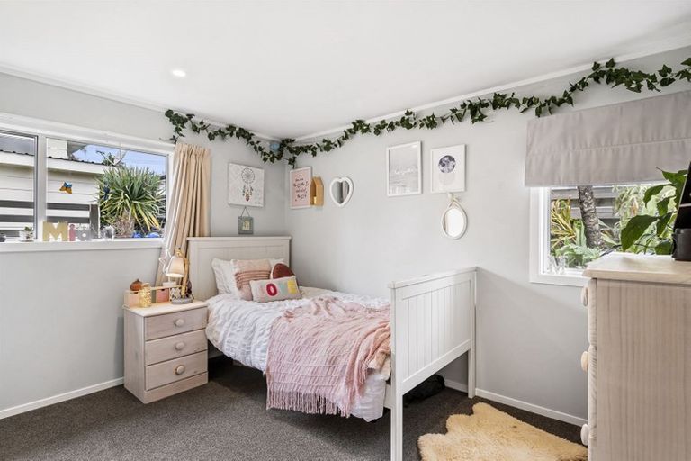 Photo of property in 2/193 Lake Road, Belmont, Auckland, 0622