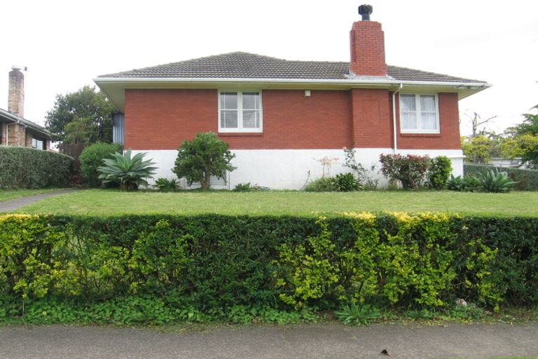 Photo of property in Papatoetoe South School, 58 Milan Road, Papatoetoe, Auckland, 2025