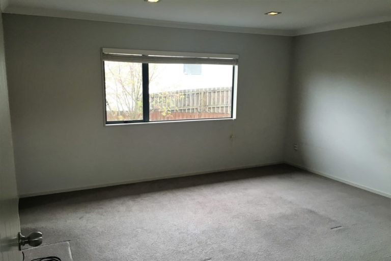 Photo of property in 80 Seabrook Avenue, New Lynn, Auckland, 0600