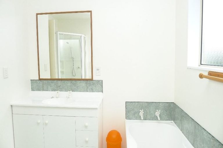 Photo of property in 29 College Drive, Paraparaumu, 5032