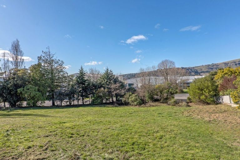 Photo of property in 2 Avoca Valley Road, Hillsborough, Christchurch, 8022