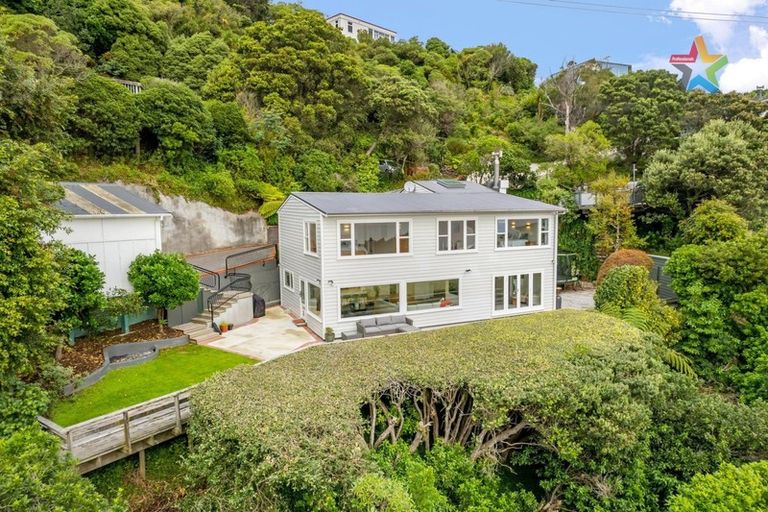 Photo of property in 15 Nikau Road, Point Howard, Lower Hutt, 5013