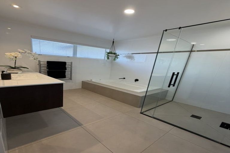 Photo of property in 15 Top Road, Pukekohe, 2120