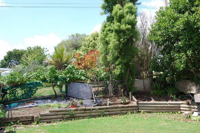 Photo of property in 25 Hastie Lane, Kaiwaka, 0573