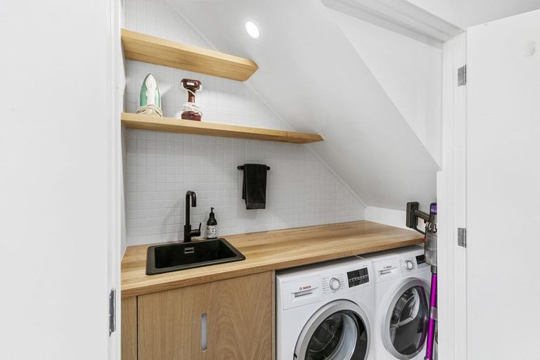 Photo of property in 431c Jackson Street, Petone, Lower Hutt, 5012