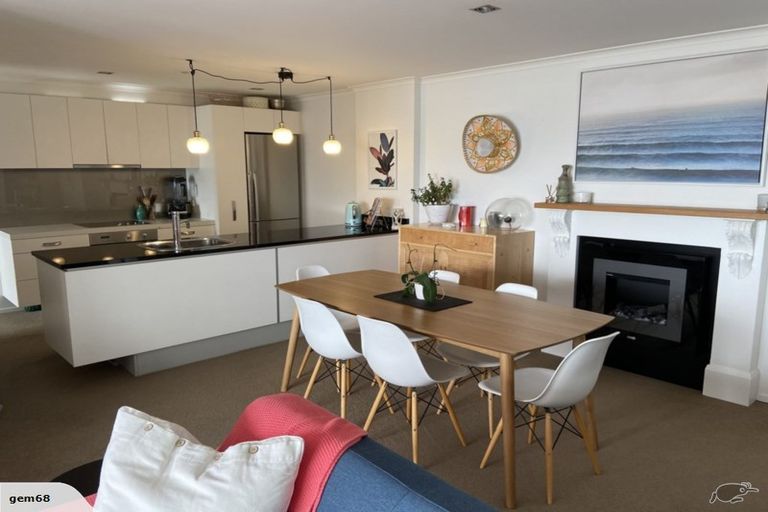 Photo of property in Bellagio Apartments, 10c/39 Taranaki Street, Te Aro, Wellington, 6011