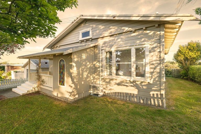 Photo of property in 31 Forest Lake Road, Forest Lake, Hamilton, 3200