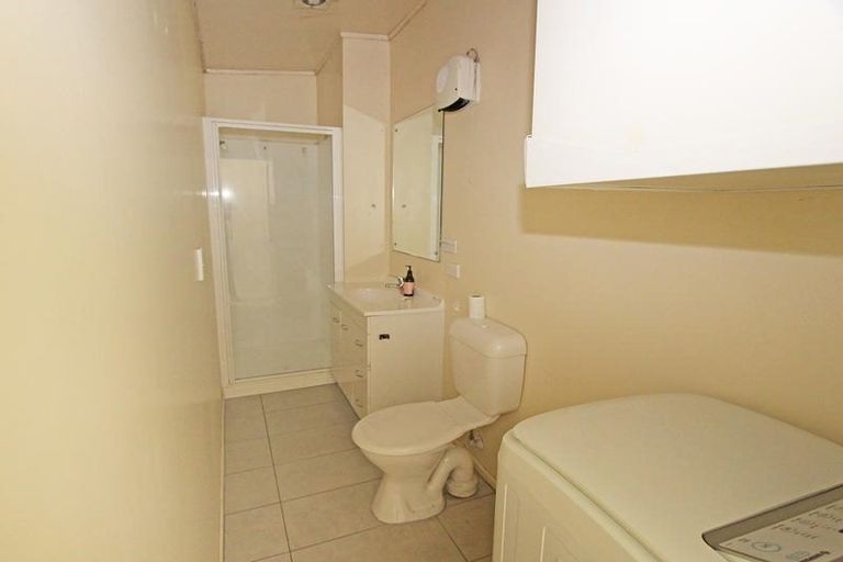 Photo of property in 48 Howe Street, North Dunedin, Dunedin, 9016