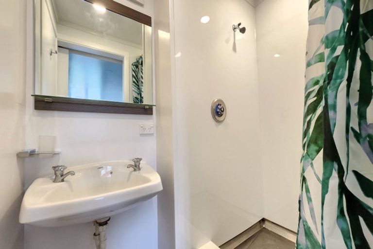 Photo of property in 35 Turkington Street, Tawa, Wellington, 5028