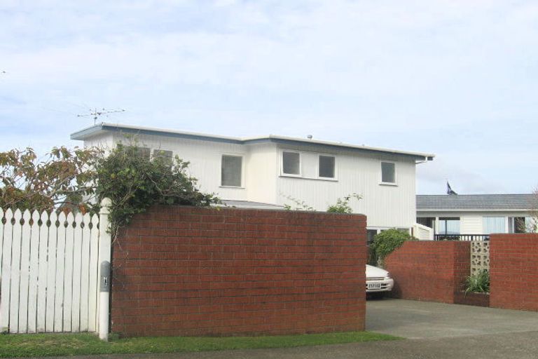 Photo of property in 9 Laurel Grove, Maungaraki, Lower Hutt, 5010