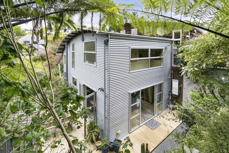 Photo of property in 67 Waikowhai Street, Ngaio, Wellington, 6035