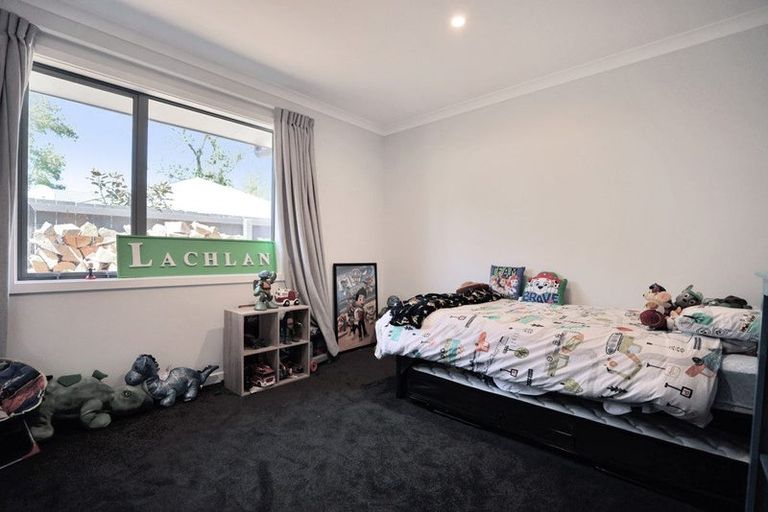 Photo of property in 8 Kelburn Place, Tinwald, Ashburton, 7700