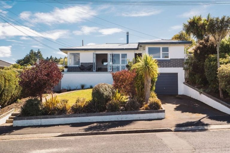 Photo of property in 60 Stephen Street, Halfway Bush, Dunedin, 9010