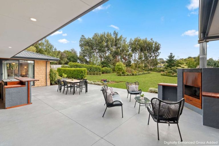 Photo of property in 33 Adian Way, Loburn, Rangiora, 7472