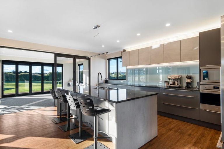 Photo of property in 19 Taylor Place, Prebbleton, Christchurch, 7676