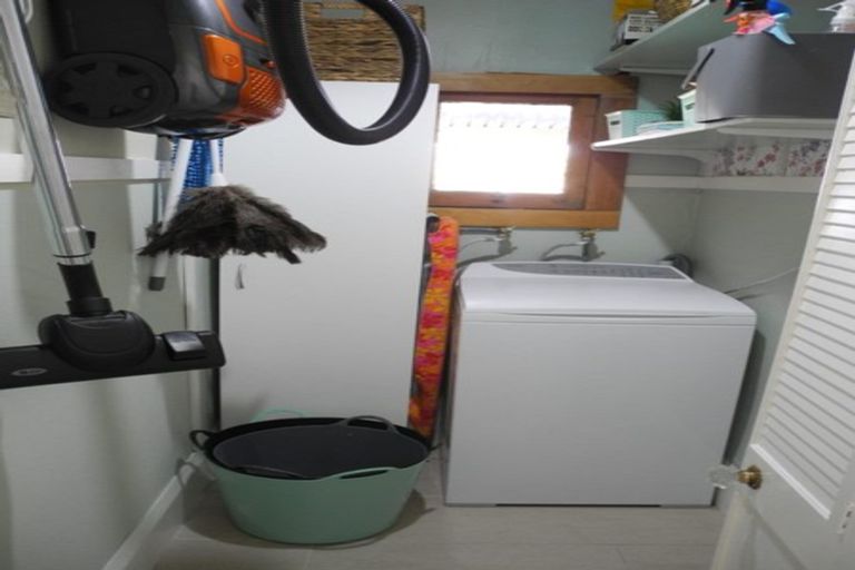 Photo of property in 3 Harris Street, Waimate, 7924