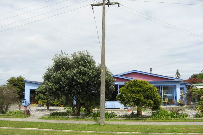 Photo of property in 10 Watson Street, Westport, 7825