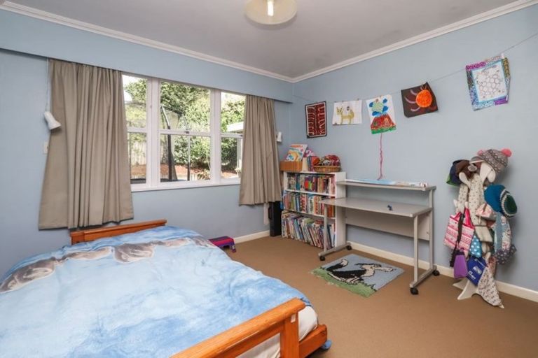 Photo of property in 15 Clark Place, Hillcrest, Hamilton, 3216