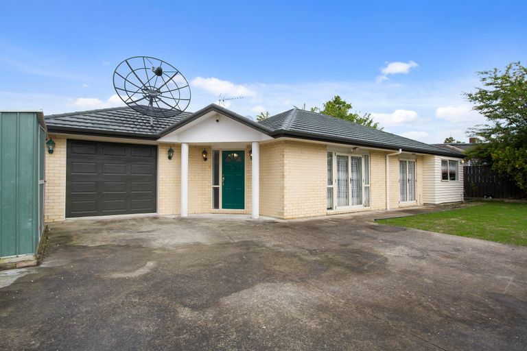 Photo of property in 20a St Leonards Road, Kelston, Auckland, 0602