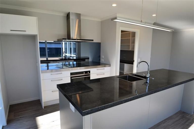 Photo of property in 6 Carmello Grove, Richmond, 7020