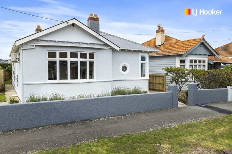 Photo of property in 7 Alma Street, Saint Kilda, Dunedin, 9012
