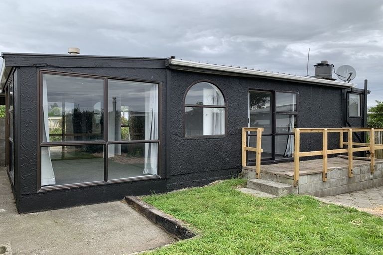 Photo of property in 27 Ngaio Street, Otaki Beach, Otaki, 5512