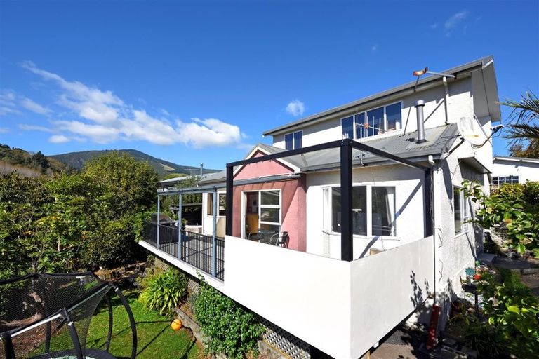 Photo of property in 8 Tuckett Place, Enner Glynn, Nelson, 7011