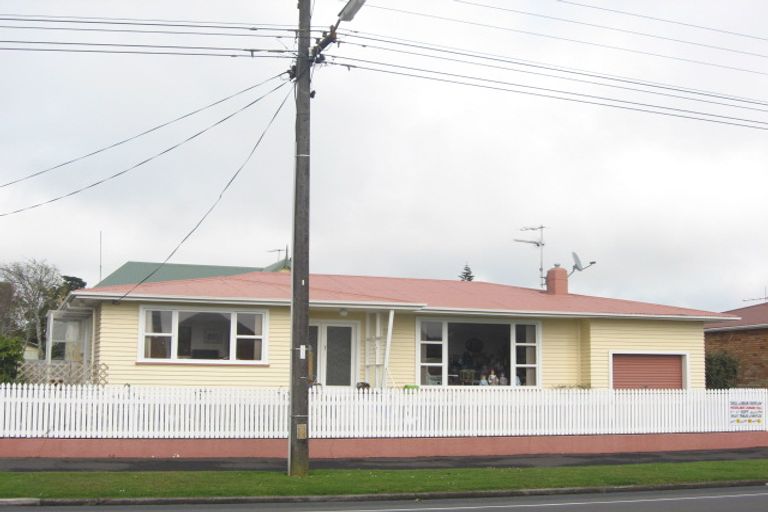 Photo of property in 294 Carrington Street, Vogeltown, New Plymouth, 4310
