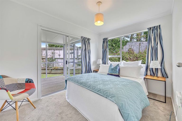 Photo of property in 4 Bacot Place, Howick, Auckland, 2014