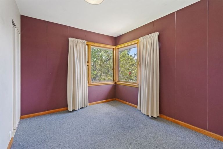 Photo of property in 6 Geelong Place, Burnside, Christchurch, 8053