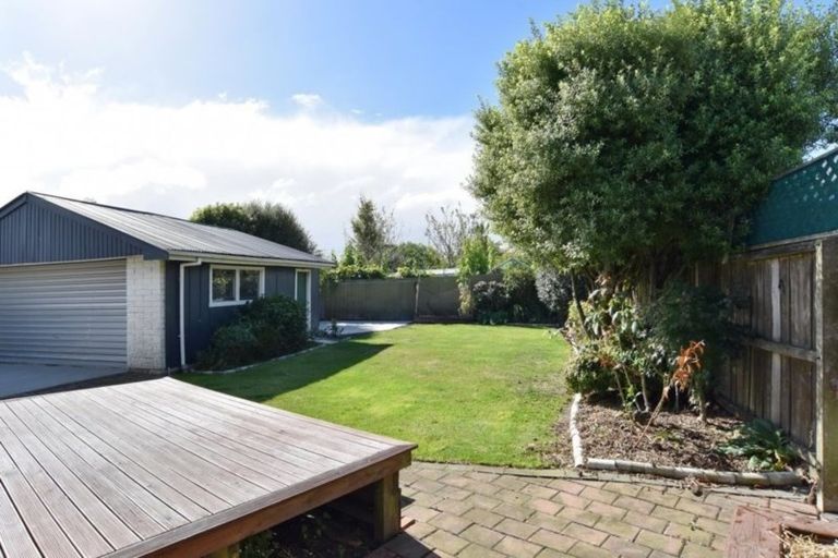 Photo of property in 32 Banbury Street, Burnside, Christchurch, 8053