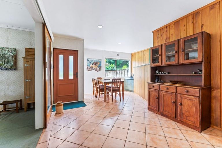 Photo of property in 10 Bonita Avenue, Stanmore Bay, Whangaparaoa, 0932