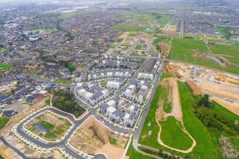 Photo of property in 39 Adamson Road, Flat Bush, Auckland, 2019