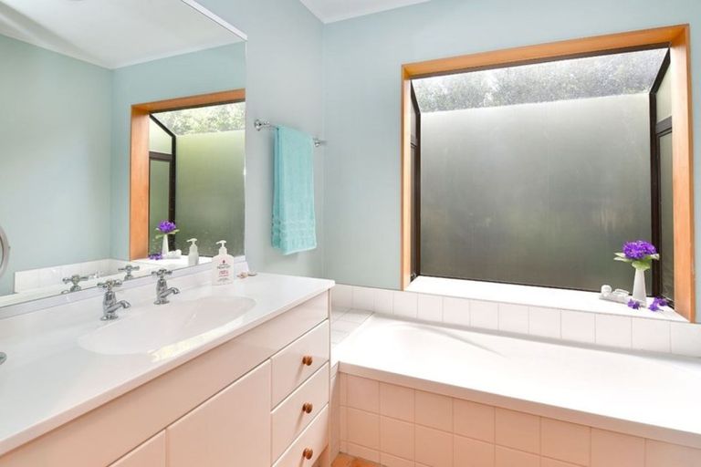 Photo of property in 441 Hibiscus Coast Highway, Orewa, 0931