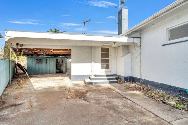 Photo of property in 202 Botanical Road, Takaro, Palmerston North, 4412