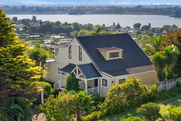 Photo of property in 40 Corinna Street, Welcome Bay, Tauranga, 3112