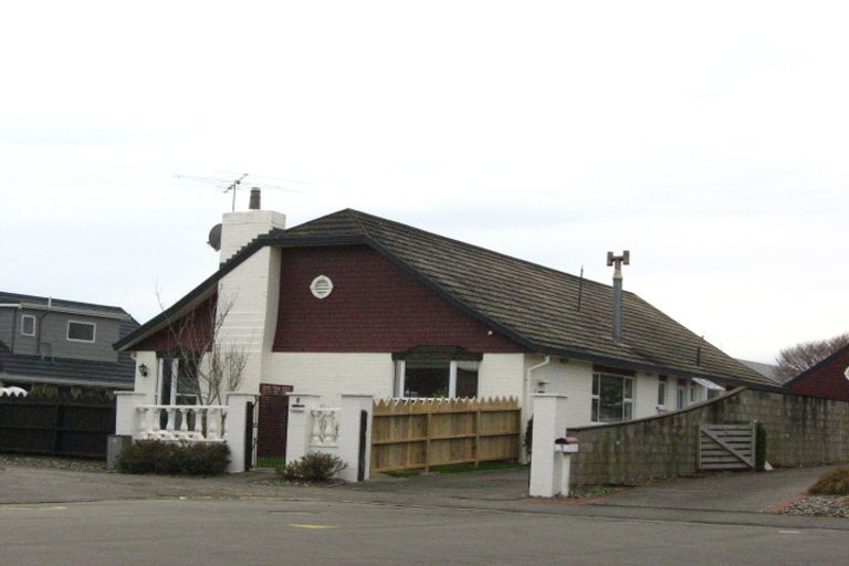 Photo of property in 8 Mcleod Court, Rosedale, Invercargill, 9810