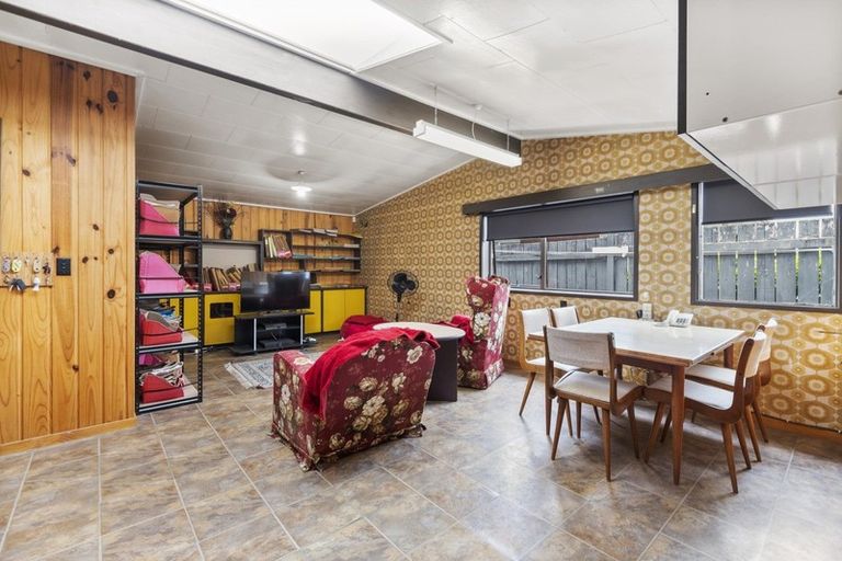 Photo of property in 2 Beaumaris Way, Conifer Grove, Takanini, 2112