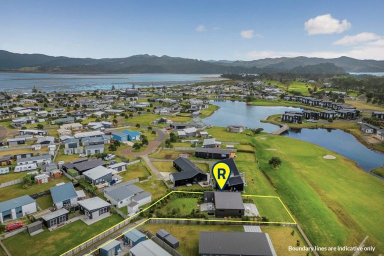 Photo of property in 129 Ngaio Drive, Matarangi, Whitianga, 3592