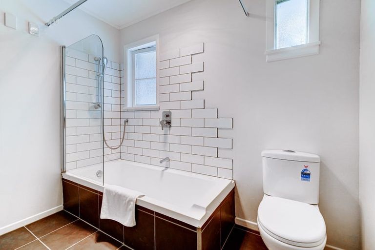 Photo of property in 146 Old Wairoa Road, Papakura, 2110